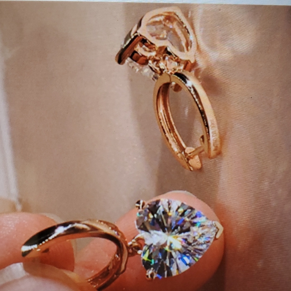 New 18k Rose Gold Plated Diamond Heart Drop Hoop Earrings - Picture 2 of 6